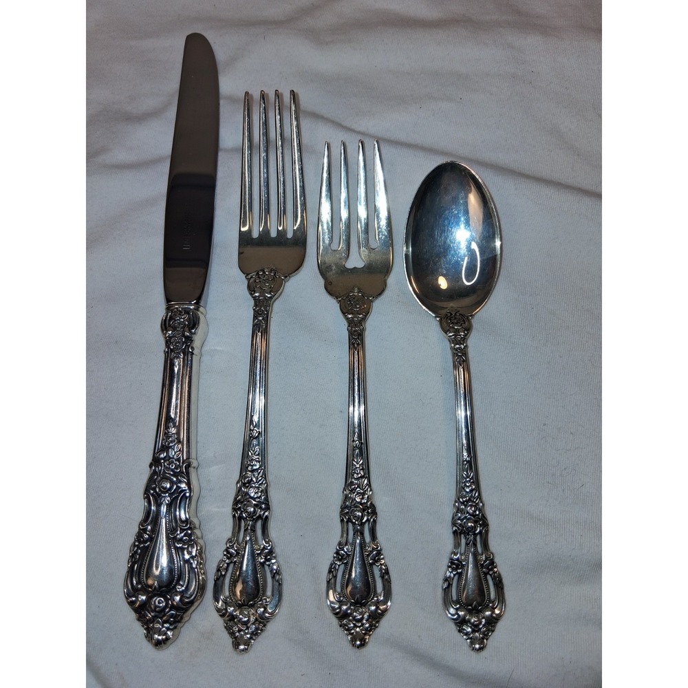 Eloquence by Lunt Sterling Silver Flatware regular 4pc Place Setting